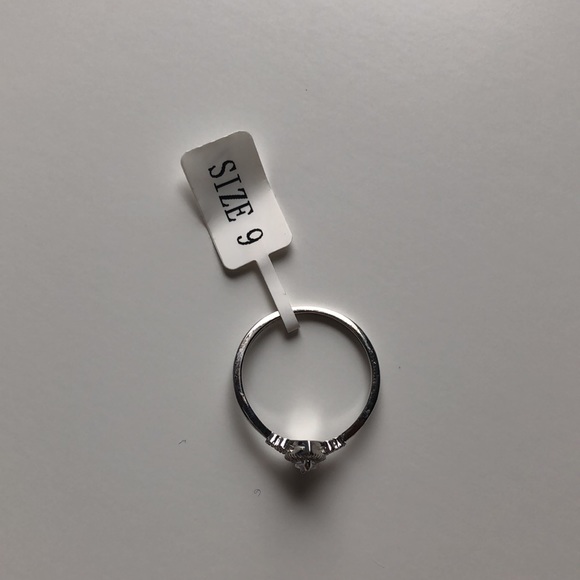 3/15$ Ring 💍 - Picture 4 of 6